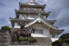 亥鼻城 見上げた模擬天守