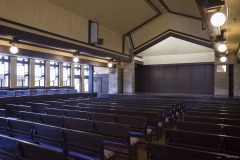自由学園明日館 講堂の座席