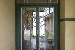 自由学園明日館 緑の両開き扉