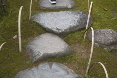 飛び石