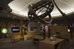 天文展示室 天球儀のある展示
