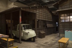 かつしかのくらし 車庫と建物