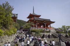 清水寺 西門と三重塔（重文）
