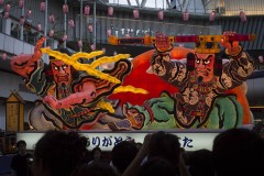 柏ねぶた 鉾と剣を交える武者の鏡絵