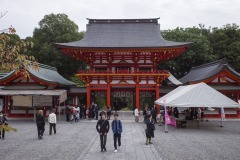 境内からの楼門