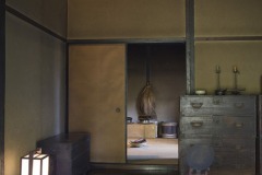 旧河原家住宅 行燈のともる土間