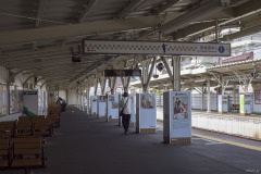 柴又駅 ホーム