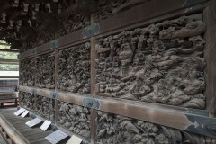 柴又帝釈天 彫刻ギャラリー 並ぶ胴羽目彫刻