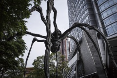 『ママン』ルイーズ・ブルジョワ