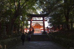 西大門へ続く石段