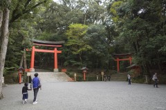 上宮（左）下宮（右）の宇佐鳥居