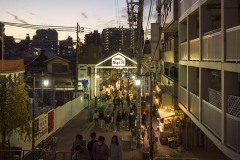 夕暮れの夕やけだんだん