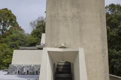 3階 バルコニーからの階段