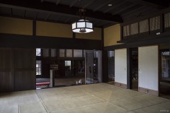 主屋（店）